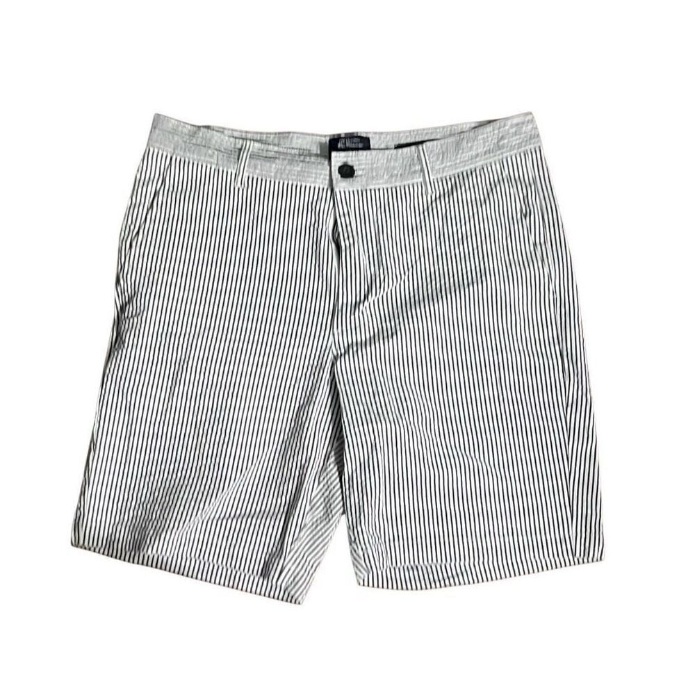 Ben Sherman men’s Searsucker Shorts  size 32 waist